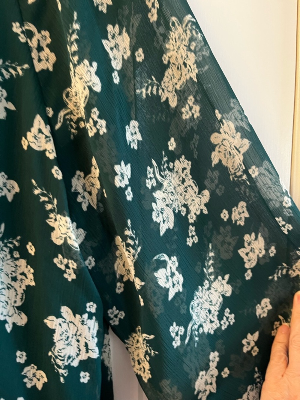 LC Lauren Conrad Dark Green Floral V-Neck Blouse - Picture 3 of 4